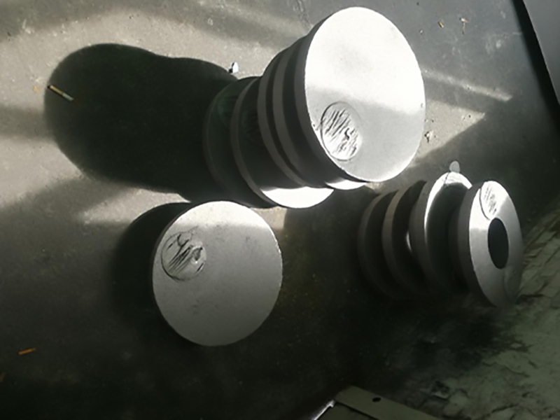 軸承蓋、封蓋